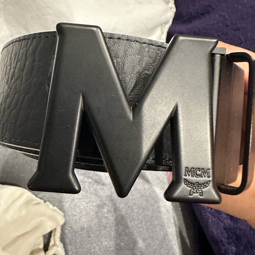 MCM Black Leather Logo Belt - Picture 2 of 3